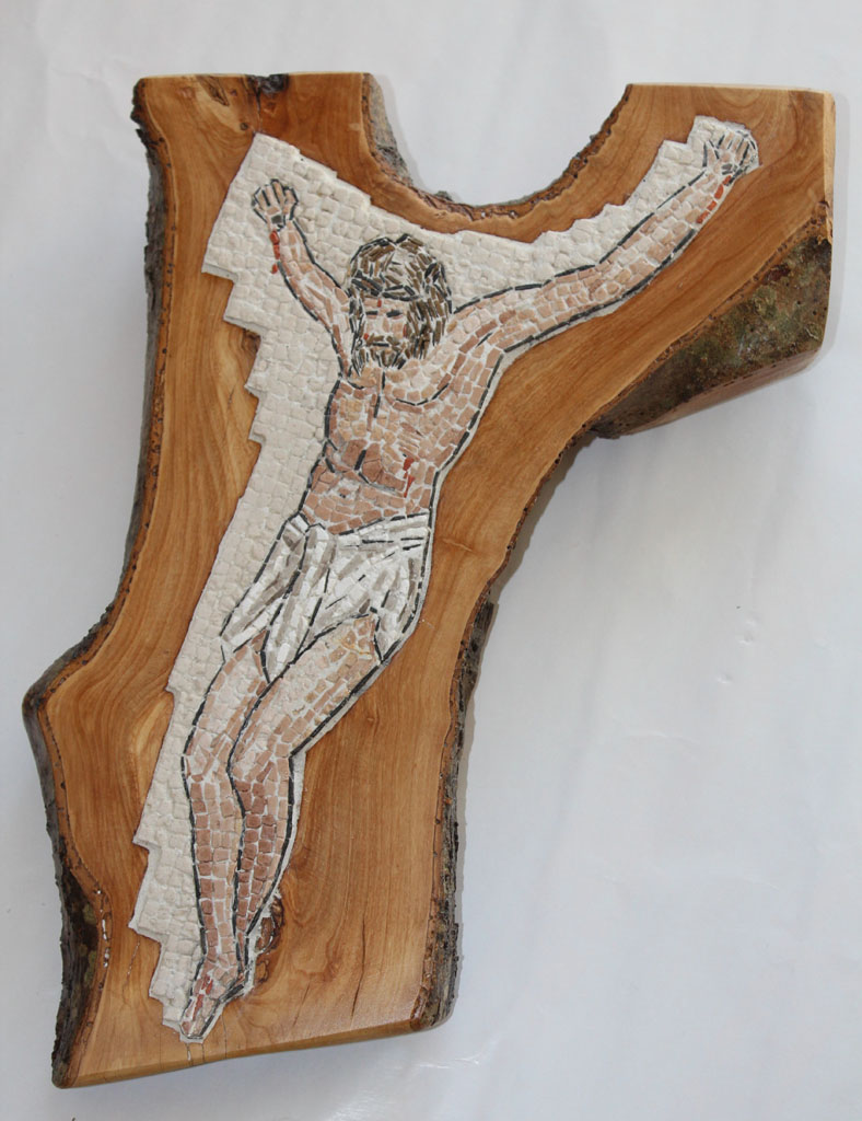 Cristo crocifisso nell'ulivo / Christ crucified in olive wood